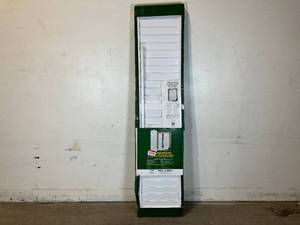 lot 38 image: Masonite 36 in. x 80 in. Plantation Full-louvered Painted White Solid-Core Pine Bi-Fold Interior Door
