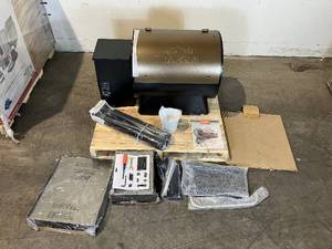 lot 47 image: Traeger Pro 575 Wifi Pellet Grill and Smoker in Bronze