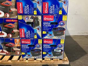 lot 54 image: Wholesale Pallet Of O-Cedar Mops