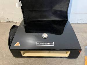 lot 91 image: BakerStone With Pizza Peel.