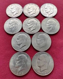 lot 6 image: (10) Eisenhower Dollars