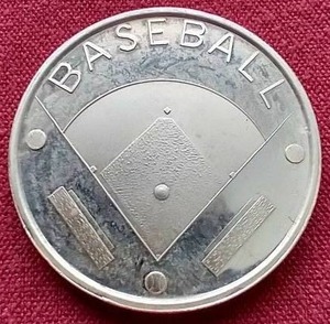 lot 15 image: Baseball 1 Oz. Silver Round