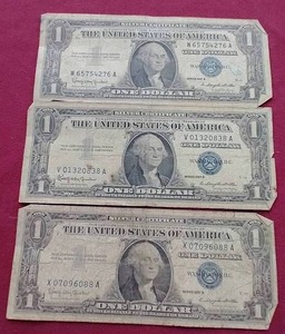 lot 73 image: (3) Silver Certificate $1 Notes