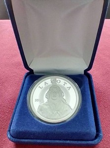 lot 81 image: 2011 Lakota Crazy Horse 1 Oz. Silver Round