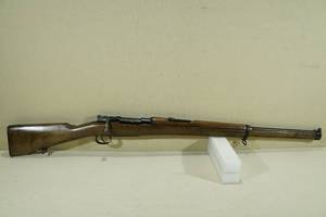 lot 7 image: Fabrica De Armas Oviedo 1908 Spanish 7mm Mauser Bolt Action Rifle