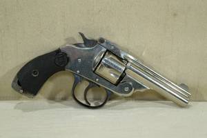 lot 43 image: US Revolver Co Top Break .32 Cal Double Action Revolver