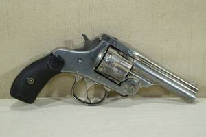 lot 45 image: 1893 Harrington & Richardson Auto Ejecting Second Model Top Break .32 S&W Revolver