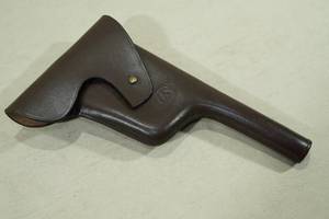 lot 84 image: Dark Brown Leather Handgun Holster with Flap - Marked US