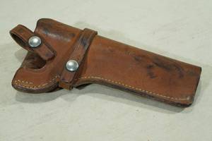 lot 94 image: Smith and Wesson 21-36 Brown Leather Handgun Holster