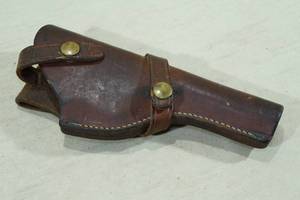 lot 96 image: Brauer Bros Dark Brown Leather Handgun Holster