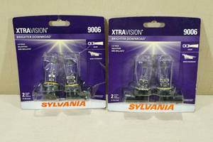 lot 23 image: 2 Packs Sylvania XtraVision Halogen Lamps -9006