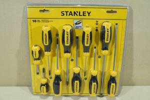 lot 41 image: Stanley 10 Piece Screwdriver Set