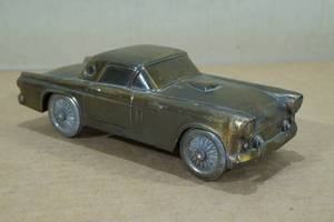 lot 62 image: Vintage Banthrico 1955 Ford T-Bird Coin Bank