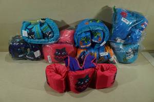 lot 110 image: 8 Body Glove Paddle Pals Child Flotation Devices