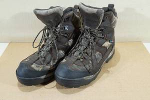lot 137 image: Itasca Aqua Dry Plus Winter Boots -Mens 11