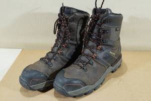 lot 140 image: Irish Setter Work Boots -Mens 11.5