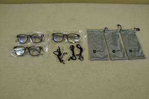 lot 143 image: 3 Pairs Blumoky Blue Light Glasses -2.00
