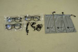 lot 145 image: 3 Pairs Blumoky Blue Light Glasses -3.00