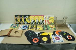 lot 208 image: Assorted 78 RPM Records with Holders - Disney, Beatles, Monkees