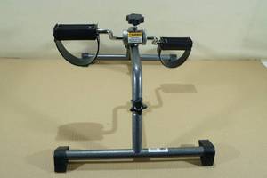 lot 212 image: Drive Sitting Pedal Exerciser