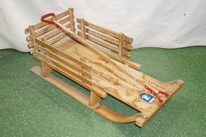lot 229 image: Torpedo Wood Pull Behind Sleigh