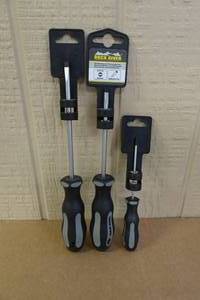 lot 172 image: 3 Rock River Professional Screwdrivers