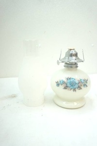 lot 1 image: lamp light farms