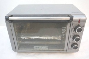 lot 39 image: black decker convection oven