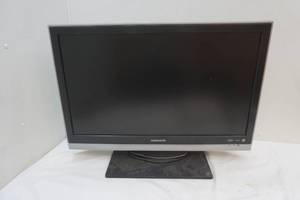 lot 54 image: Magnavox TV 32