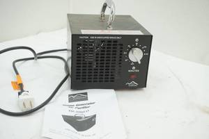 lot 55 image: New Comfort Ozone Generator Air Purifier