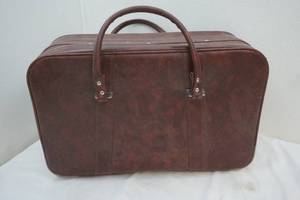 lot 57 image: Luggage
