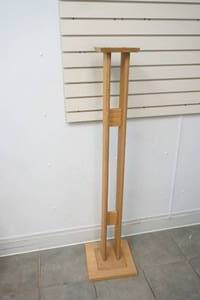 lot 75 image: plant stand