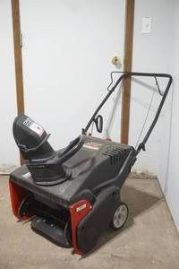 lot 89 image: yard machine snow blower