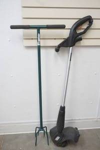 lot 104 image: garden weasel, black decker trimmer