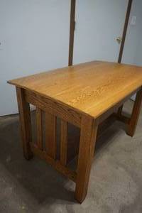 lot 173 image: table