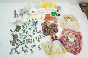 lot 146 image: toys, vintage dolls