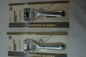 lot 207 image: hand held skivers