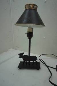 lot 228 image: lamp