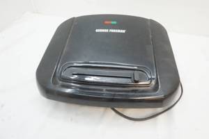 lot 245 image: George foreman grill