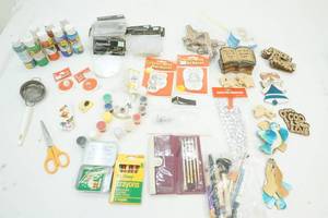 lot 254 image: craft supplies
