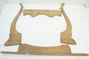 lot 255 image: antique mirror parts