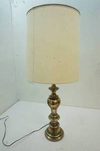 lot 277 image: table lamp