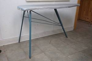 lot 280 image: ironing board