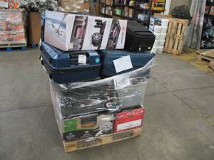 lot 431 image: Pallet of Store Overstock, Damaged Product, and Returns - Mainly Suitcases and Housewares