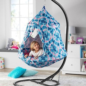 lot 575 image: Members Mark Hangout Pod - Blue Tie Dye