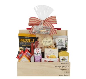 lot 607 image: NEW Houdini Gourmet Foodie Gift Crate