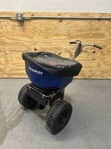 CHAPIN Professional 100-lb Broadcast Salt Spreader