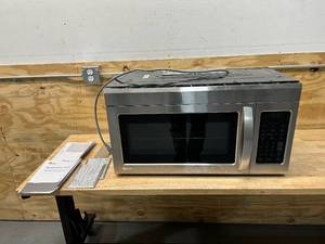 LG EasyClean 1.8-cu ft 1000-Watt Over-the-Range Microwave with Sensor Cooking (Stainless Steel)