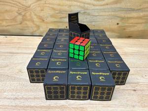 Lot of 34 SPEED RIPPER Cubes