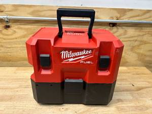 MILWAUKEE M12 FUEL 12-Volt Lithium-Ion Cordless 1.6 Gal. WetDry Vacuum (Vacuum-Only)